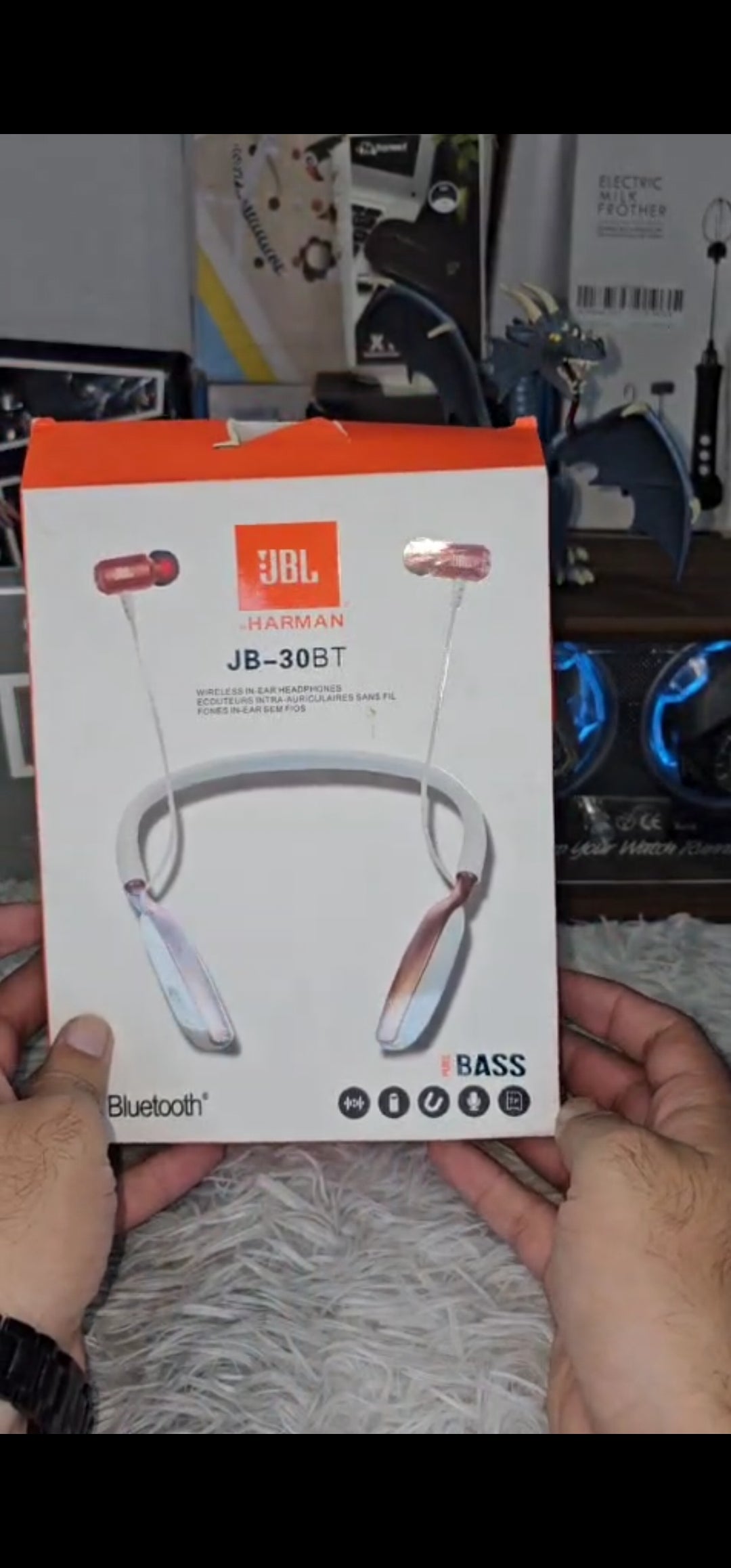Wireless Neckband Earphones
