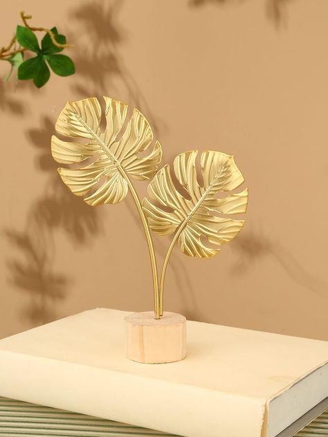 Golden Leaf Decorative Showpiece